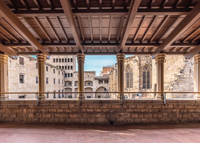 Intervención arquitectónica para la conversión del conjunto Padellás/librería en MUHBA