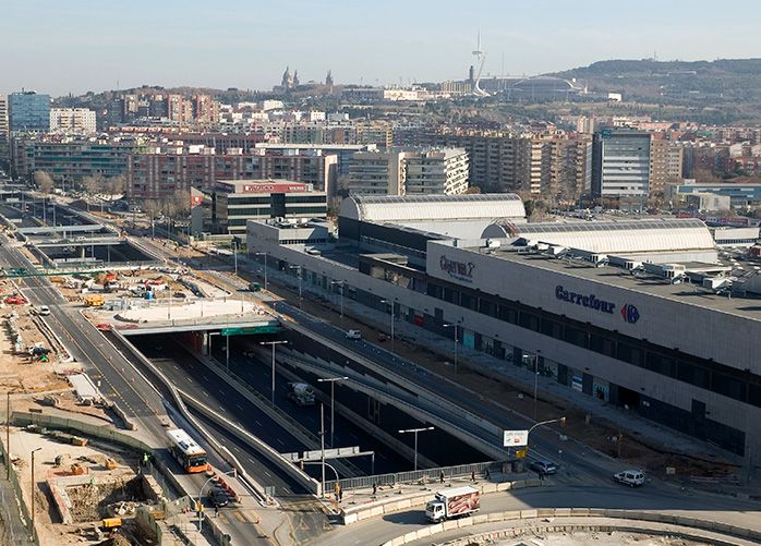 Construcción de la nueva Gran Via, entre las calles Escultura y Miguel Hernández