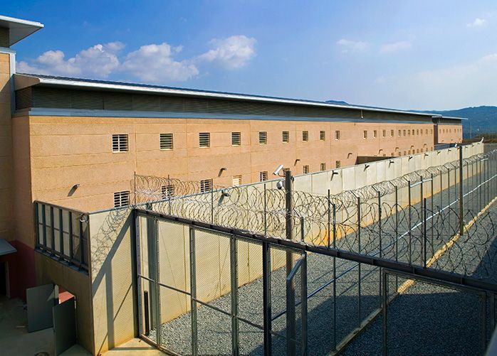 Mantenimiento y conservación del módulo para jóvenes en la prisión de Quatre Camins, La Roca del Vallès