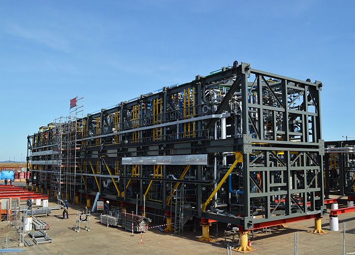 Fabricación y montaje de una planta modular de CCR