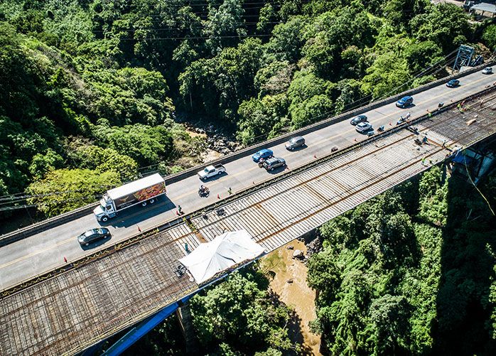 Diseño y construcción de la Ruta Nacional Nº 3, puente sobre el río Virilla