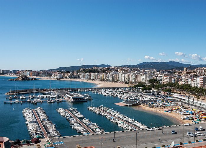 Dársena deportiva de puerto de Blanes y zonas anejas